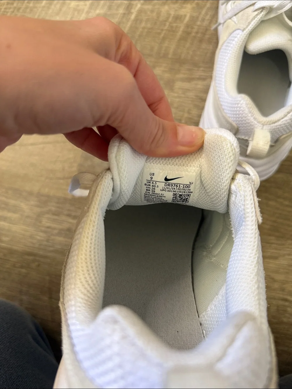Women’s Nike Tech Hera Sneaker Size 9